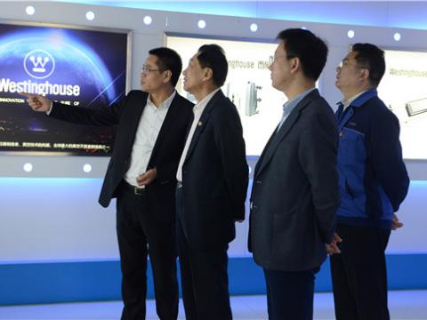 中国电子商会会长王宁赴尊龙凯时集团调研